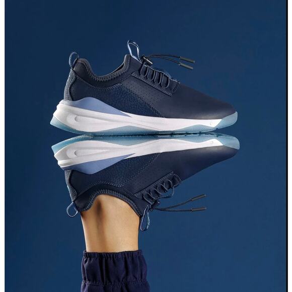 Clove Core Classic Sneaker In Navy Size 5 New - Picture 3 of 12